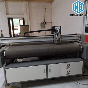 Máy Cắt CNC